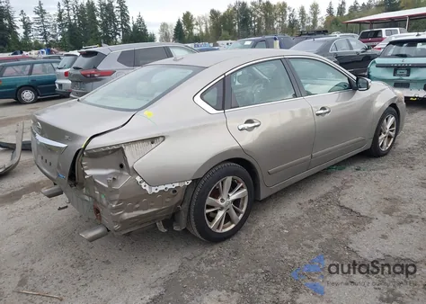 2014 Nissan Altima 2.5/2.5 S/2.5 Sl/2.5 Sv z USA, uszkodzony, nr VIN 1N4AL3AP6EC177835